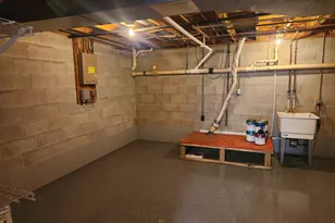 1369 Creek Dr, Muskegon, MI 49441 - Photo 17