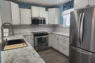 1369 Creek Dr, Muskegon, MI 49441 - Photo 5