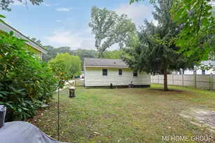 14664 154th Ave, Grand Haven, MI 49417 - Photo 9