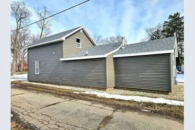 108 E Murray Avenue, White Pigeon, MI 49099 - Photo 3