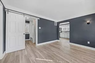 329 Bond St, Allegan, MI 49010 - Photo 5