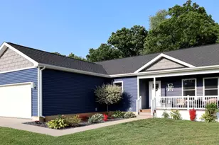 103 Cottonwood Ct, Litchfield, MI 49252 - Photo 1