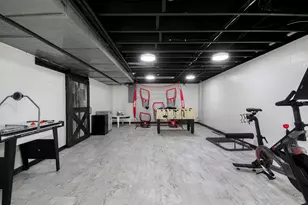 4085 Quainton Rd, Norton Shores, MI 49441 - Photo 17