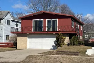 1438 Beach St, Muskegon, MI 49441 - Photo 1