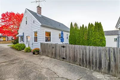 1019 Drexel Drive NE, Grand Rapids, MI 49505 - Photo 7