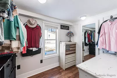 125 S Grove Street SE, Lowell, MI 49331 - Photo 7