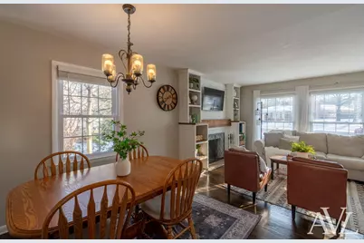 2477 Riverside Drive NE, Grand Rapids, MI 49505 - Photo 11