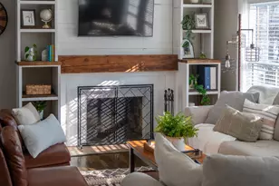 2477 Riverside Dr NE, Grand Rapids, MI 49505 - Photo 7