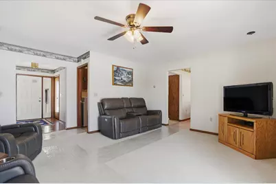 16551 Mi State Road 36, Gregory, MI 48137 - Photo 7