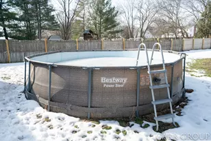 1215 Sycamore Dr, Jenison, MI 49428 - Photo 53