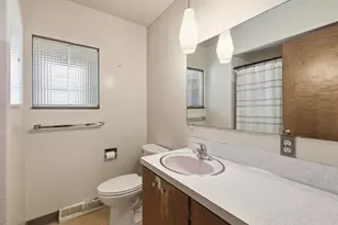 1465 Laughlin Dr NW, Grand Rapids, MI 49504 - Photo 17