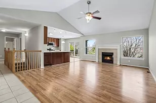 641 Fairways Ln, Chelsea, MI 48118 - Photo 7