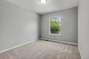 641 Fairways Ln, Chelsea, MI 48118 - Photo 19