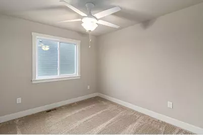 400 Carefree Court, Niles, MI 49120 - Photo 11