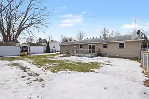 1043 Rose St, Marshall, MI 49068 - Photo 25