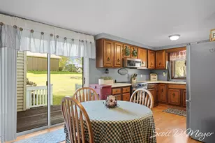 6758 S Mt Hope Rd, Marion City, MI 48811 - Photo 9