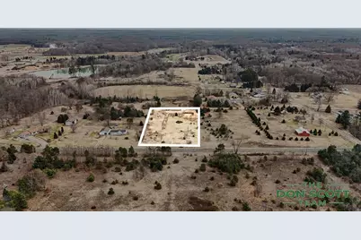 15680 Tyrone Avenue, Kent City, MI 49330 - Photo 7