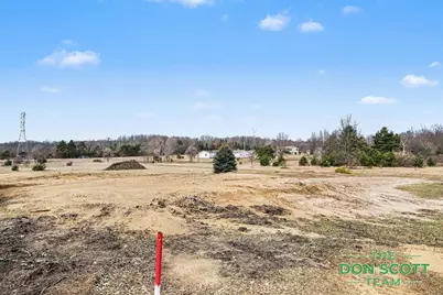 15680 Tyrone Avenue, Kent City, MI 49330 - Photo 5