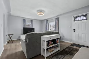 594 Wa Wee Nork Dr, Battle Creek, MI 49015 - Photo 5