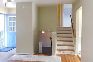 2910 Marshall St, Ann Arbor, MI 48108 - Photo 3