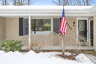 4320 Shady Oak Ct, Hudsonville, MI 49426 - Photo 3