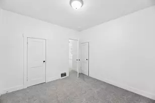 177 Hastings Ave, Benton Harbor, MI 49022 - Photo 9