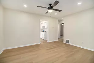 5374 Keyes Dr, Kalamazoo, MI 49004 - Photo 3