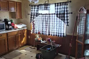 204 Henry, Coldwater, MI 49036 - Photo 5