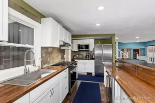 68199 Sassafras St, Edwardsburg, MI 49112 - Photo 13