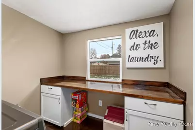 68199 Sassafras Street, Edwardsburg, MI 49112 - Photo 15