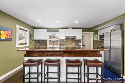 68199 Sassafras Street, Edwardsburg, MI 49112 - Photo 11