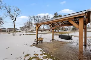 50389 E Lake Shore Dr, Dowagiac, MI 49047 - Photo 7