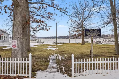 50389 E Lake Shore Drive, Dowagiac, MI 49047 - Photo 25