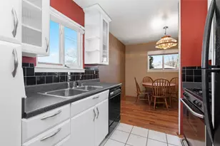 27463 Delton St, Madison Heights, MI 48071 - Photo 5