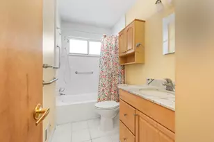 27463 Delton St, Madison Heights, MI 48071 - Photo 13