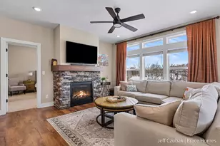 6737 Windsor Rdg Ct NE, Rockford, MI 49341 - Photo 13