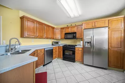 633 Fieldstone Circle W #63, Chelsea, MI 48118 - Photo 5