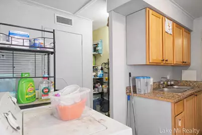 116 Fleetwood Drive, Battle Creek, MI 49037 - Photo 9