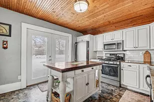 616 S Broas St, Belding, MI 48809 - Photo 13