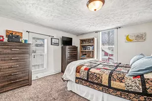 616 S Broas St, Belding, MI 48809 - Photo 17