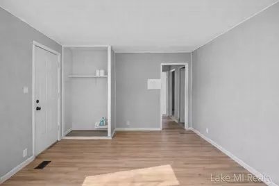 38 W Coolidge Avenue W, Battle Creek, MI 49037 - Photo 7