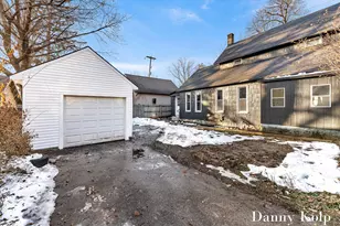 1245 Paris Ave NE, Grand Rapids, MI 49505 - Photo 31