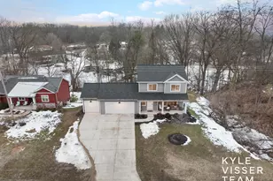 2649 Dean Lake Ave NE, Grand Rapids, MI 49505 - Photo 31