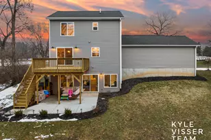 2649 Dean Lake Ave NE, Grand Rapids, MI 49505 - Photo 27