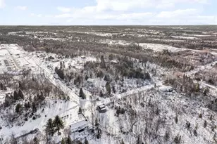 1713 Vanderlip Rd, Traverse City, MI 49686 - Photo 9