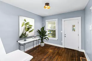 645 Melbourne St, Detroit, MI 48202 - Photo 3