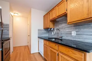 22363 Peach Tree, Novi, MI 48375 - Photo 5