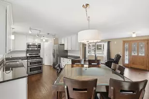 3504 York St, Norton Shores, MI 49441 - Photo 9