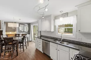 3504 York St, Norton Shores, MI 49441 - Photo 11