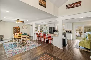 5060 Glenway Dr, Brighton, MI 48116 - Photo 7